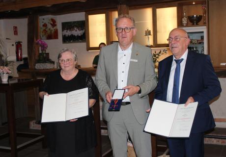 Landrat Volker Meyer, Werner und Jutta Käding.